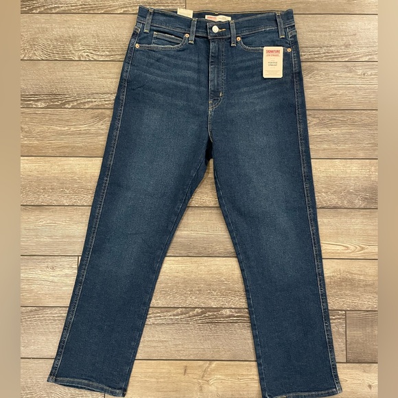 Signature Levi Strauss High-Rise Straight - Picture 4 of 9